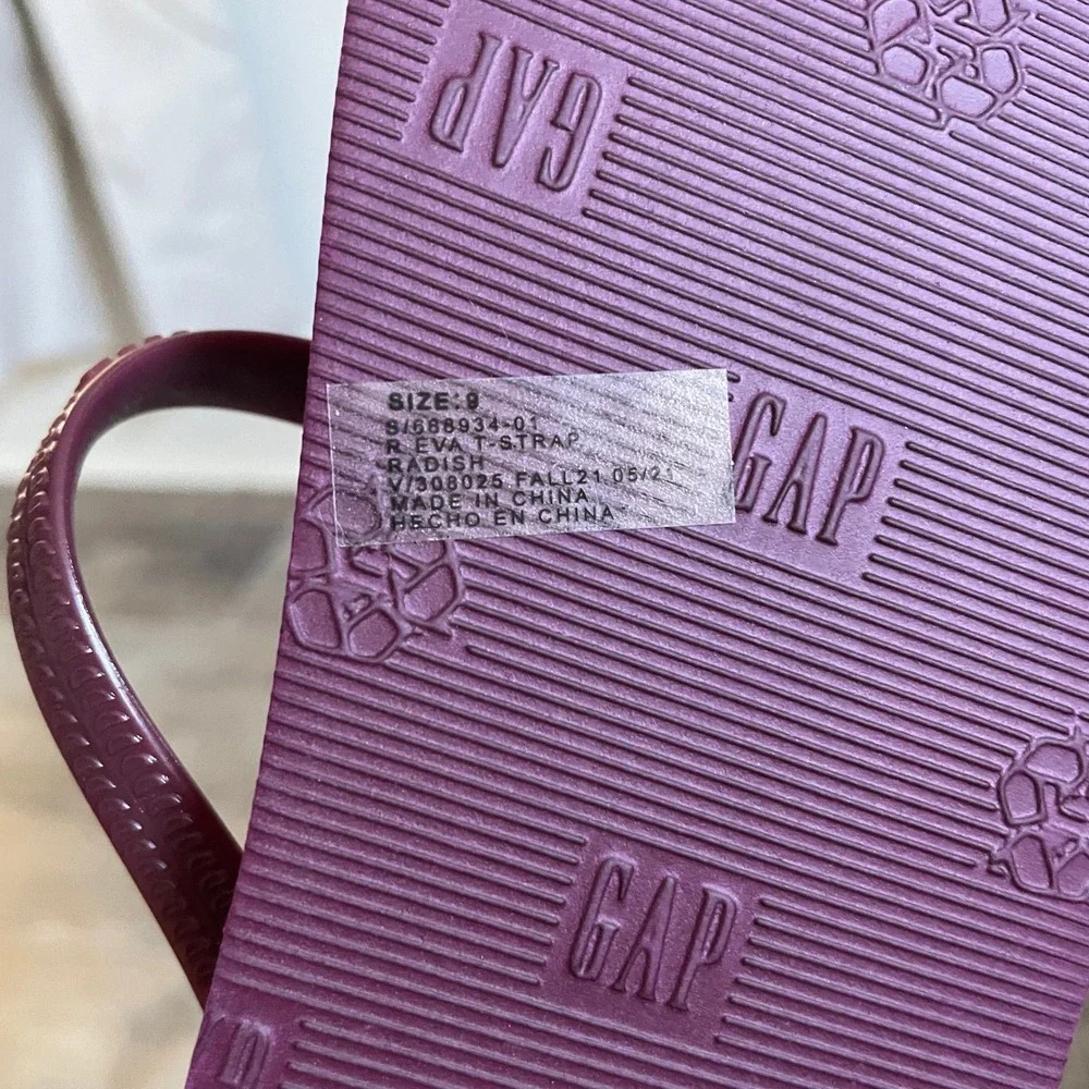 Gap Flip Flop Sandals Size 9 Purple EVA T-Strap Thong Summer Beachy Y2K Girlhood - Picture 4 of 5